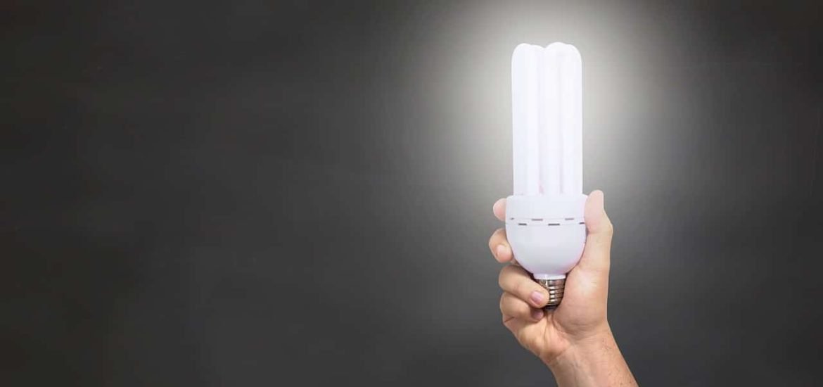 Lumière bleue et jeunes enfants : les LEDs  sont-elles plus nocives que les autres technologies de lampes?