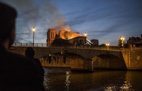 Two schools of thought and at least ten years to rebuild Notre-Dame: