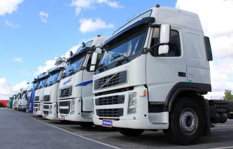L’UE décide d’une réduction de 30% des émissions des camions