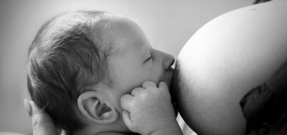 Allaiter son bébé permettrait de réduire les risques d’obésité infantile