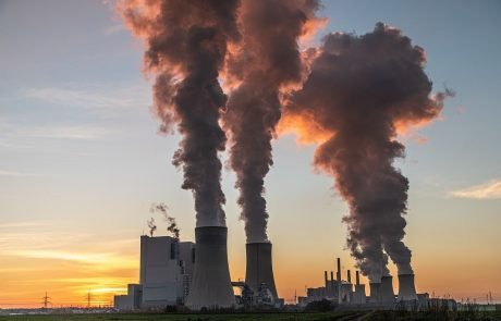 Carbon emissions still not decreasing