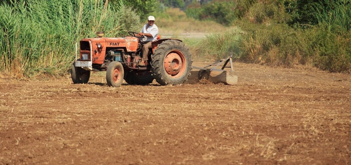 Agricultural workers with worrying levels of mental health problems