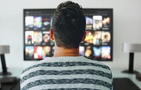Watching less TV can reduce risk of coronary heart disease