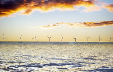 Offshore floating wind farms bring benefits throughout their life cycle