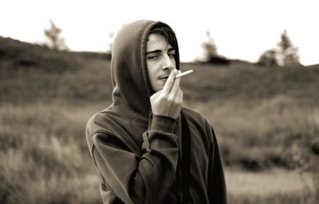 Boys who smoke in their early teens risk the health of their future children