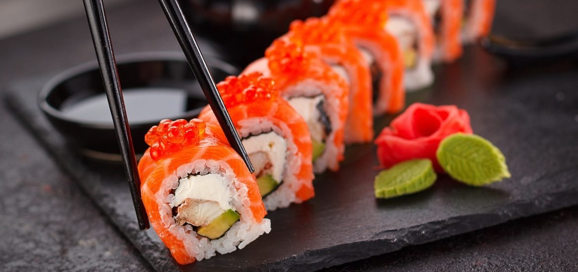 Is it dangerous to eat raw sushi?
