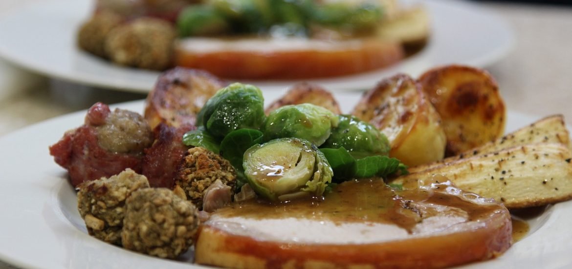 It’s not all overindulgence … Christmas meal can be healthy
