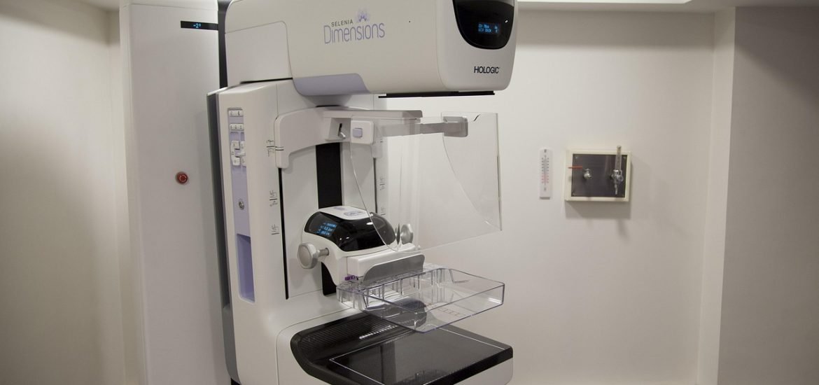 Missing first mammogram increases risk of advanced breast cancer