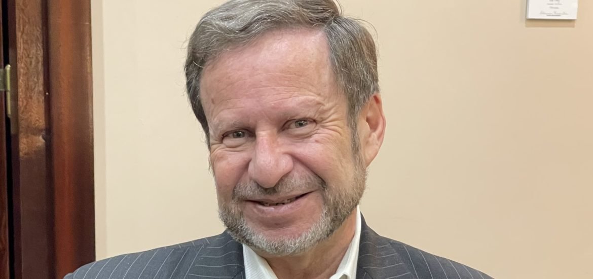 « Les Verts vivent un instant Coyote » Steven E. Koonin (Interview)