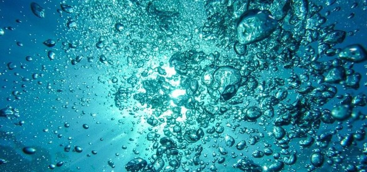 Forscher entwickeln Wasserroboter, der Ertrinkende rettet und auch in Schwimmbädern eingesetzt werden kann