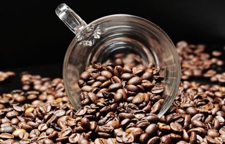 Coffee drinkers may have lower risk of death