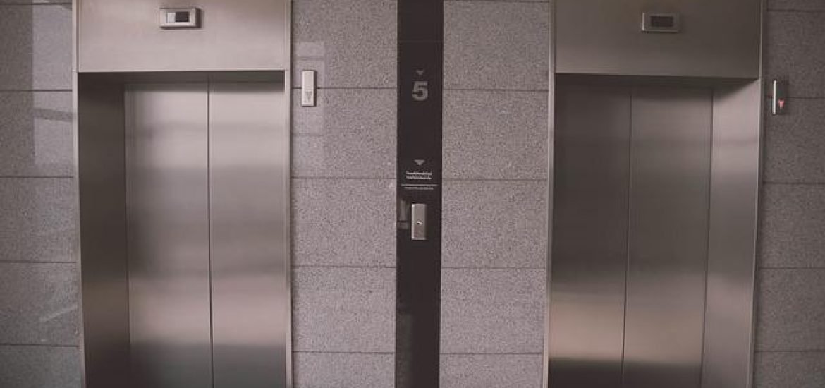 Hochhaus-Aufzüge könnten als riesige Batterien genutzt werden