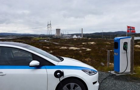 Mobilité: la Norvège frôle le tout électrique en matière d’acquisition en 2025