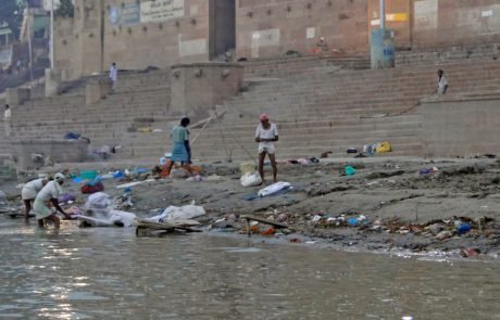 Can 3D maps of India’s sacred waterway help fix the pollution problem?