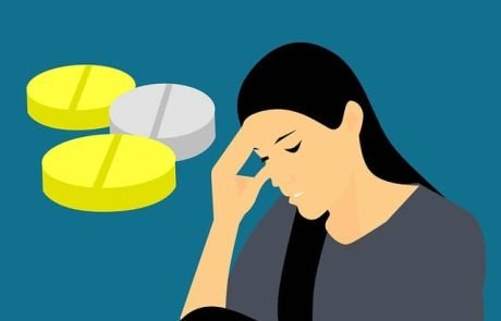 Studie zeigt: Der weibliche Menstruationszyklus kann Migräne beeinflussen