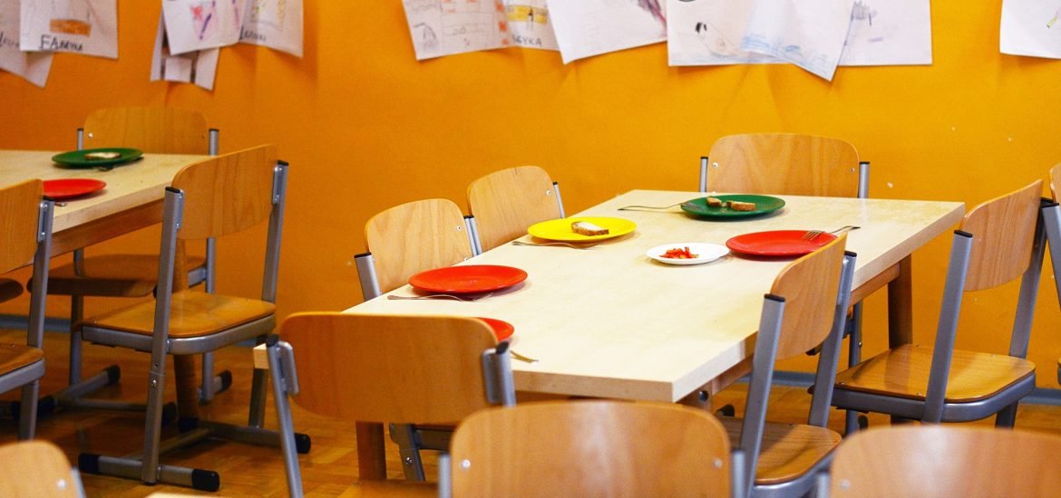 Les enfants ont besoin de viandes, même à la cantine !