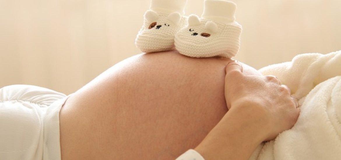 Fettleibigkeit während der Schwangerschaft: Männlichen Föten drohen Gesundheitsprobleme