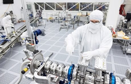 « Il faut construire un continuum scientifique et technologique entre les recherches publique et privée »
