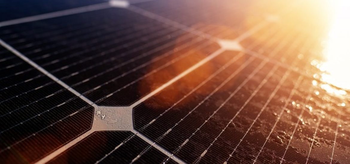 Forscher aus Saudi-Arabien entwickeln Solarmodul, das Wasser aus Wüstenluft gewinnt