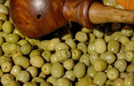 Le parlement européen vole au secours des olives espagnoles