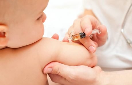 Frankreich kündigt 11 neue Pflichtimpfstoffe für Kinder an
