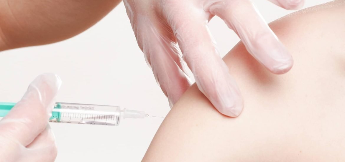 La Commission s’engage pour la vaccination pour tous en Europe