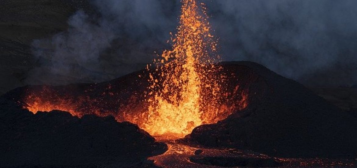 Vulkan Nyiragongo spuckte 2021 unerwartet Lava: Wissenschaftler finden Erklärung